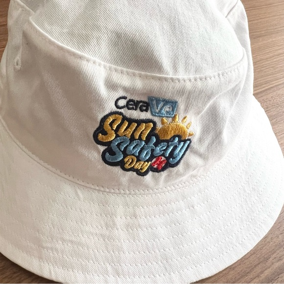 White bucket hat summer Cerave sun safety bucket hat RARE GIVEAWAY MERCH - Picture 2 of 4